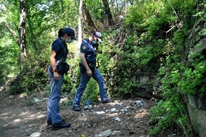 Arrestato l'extracomunitario autore dello stupro a Monte Stella Stupro a Monte Stella: il centrodestra punta il dito contro la sicurezza di Sala
