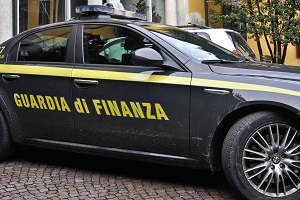guardia di finanza Fondi Lega: liquidatore fermato mentre fuggiva in Brasile