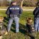 Ivoriano prende a calci cane poliziotto