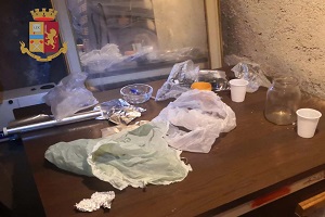 Controlli di Polizia in via Gola