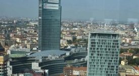 Regionali. Sala: ci vorrebbe un candidato donna Regione Lombardia chiede la riapertura serale dei ristoranti Lombardia in zona arancione. Scuole aperte da lunedì Regione: Salvini parla al posto di Fontana che intanto assume ex Senatori DS CORONAVIRUS, FDI: PERPLESSITA’ SU LINEE REGIONE LOMBARDIA “Fratelli d’Italia ha diverse perplessità sulle proposte uscite oggi dalla riunione in Regione sulle misure di contrasto al Covid. Ci sembra che si stia seguendo troppo da vicino quelle linee guida già espresse dal Governo, che noi abbiamo criticato e considerato poco utili. Così come ci sembra che non sia stato adeguatamente trattato quello che noi riteniamo uno dei nodi più importanti da sciogliere: il trasporto pubblico”. Lo dichiarano per Fratelli d’Italia la coordinatrice regionale, sen. Daniela Santanché, il capodelegazione Riccardo De Corato e il capogruppo Franco lucente, in accordo con gli assessori e i consiglieri del Gruppo. Coronavirus: 154 positivi e due decessi Approvato Piano Marshall per la Lombardia Lombardia: meno di 10 persone in terapia intensiva Lombardia: quarto giorno senza morti per covid Secondo giorno consecutivo senza decessi in Lombardia lombardia Zero decessi per covid, non succedeva dal 22 febbraio
