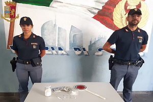 La Polizia arresta corriere per spaccio