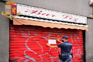 Sospesa per 10 giorni la licenza al Bar Liz