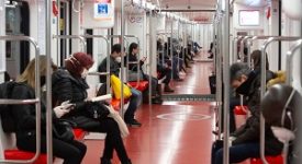 Green pass: da lunedì controlli sui mezzi pubblici Da ieri permesso usare il 100% dei posti a sedere sui mezzi pubblici