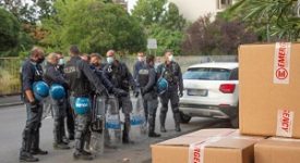 Sgomberati gli autonomi del Kasciavit