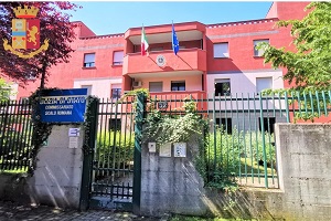 Arrestati dopo avere rapinato una farmacia