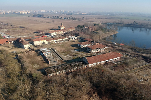 Recupero della cascina e dell'ex chiesetta di via Macconago