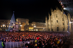 Violenze di capodanno: arrestati due minorenni egiziani Violenze di capodanno: altre perquisizioni a Torino Pubblicato il bando per la realizzazione del Capodanno in Duomo