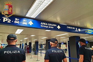 Arrestato a Linate con documenti falsi