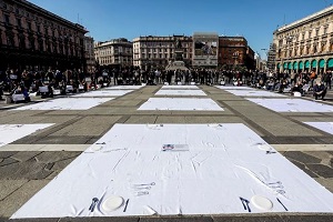 Manifestazione dei ristoratori in Piazza Duomo