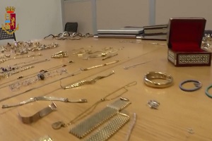 Presa la banda specializzata nei furti in abitazione