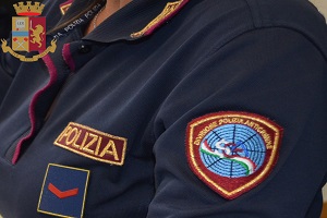polizia Comminato DASPO a marocchino violento