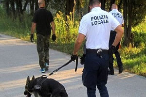 vigili spacciatori
