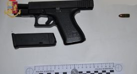 Arrestati per furto dell'arma di una guardia giurata