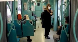 Passeggeri di bus e metro ridotti del 70%