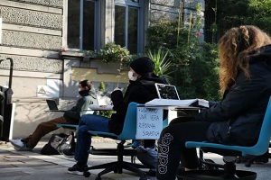 Al Liceo Bottoni DAD in cortile