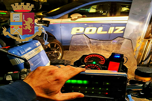 La Polizia arresta due pusher