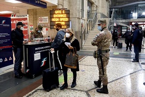 Tutto esaurito sui treni per Napoli