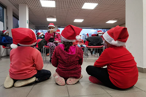 Consegnati 50 computer ai bambini del Municipio 6
