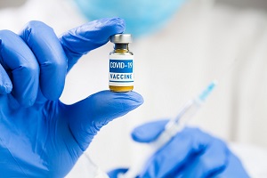 vaccino Gallera: volontari dell’emergenza tra primi vaccinati