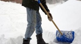 Appello del 118: i cardiopatici non spalino la neve