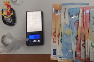 Due arresti per spaccio a quarto oggiaro