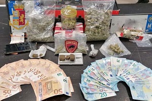 Dalla Brianza a Milano per spacciare
