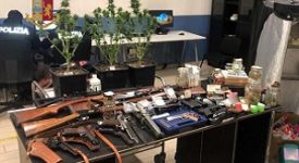 Bonola: scoperta serra casalinga di cannabis