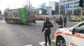 Due feriti in un tamponamento fra mezzi AMSA