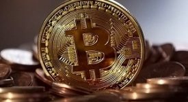 Risalgono Bitcoin e Ethereum e gli altri seguono