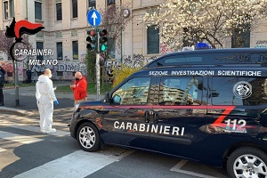 Tre accoltellati in una lite in Viale Molise