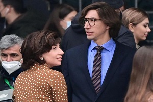 Ciak di Lady Gaga alla Statale. Studenti e la Reggiani infastiditi