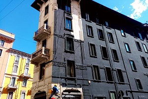 Libertà per gli edifici neri