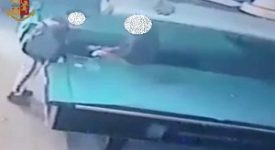 Arrestato spacciatore che nascondeva la droga nel biliardo di un bar