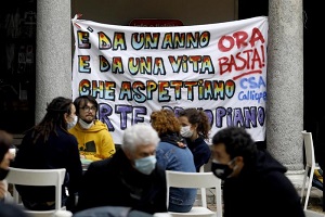 Occupato il Piccolo Teatro