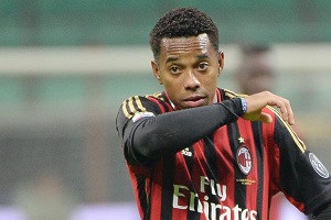 Cofermati 9 anni per stupro all'ex milanista Robinho