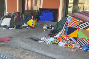De Corato (FdI): tendopoli e tossici le specialità di Sala