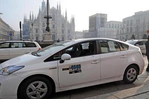 Taxi. FdI e FI: Comune dimentica lavoratori della strada