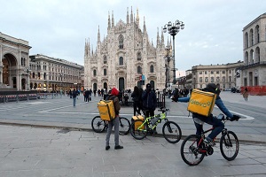 Rider insegue e fa arrestare scippatore