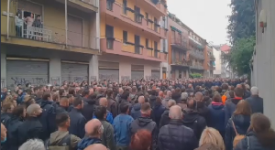 Centinaia di persone al presidio per Ramelli