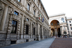  Prorogate le scadenze di canoni e pagamenti dovuti al Comune Piano del Comune per 582 nuove assunzioni Pronti i contributi per associazioni e società sportive Chiuso in attivo il consuntivo 2020 Consultazione pubblica sul lavoro dei dipendenti comunali palazzo marino