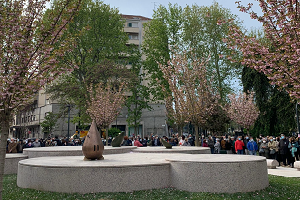 Piazza Piola, inaugurato il giardino Teresa Pomodo