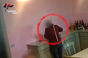 Sette arresti per maltrattamenti a disabili