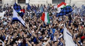 Confcommercio: folla in Duomo e locali chiusi