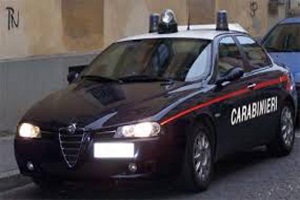Rapine a commercianti: 8 arresti