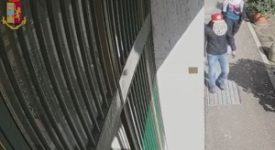 Arrestati due egiziani che aggredivano e rapinavano anziani