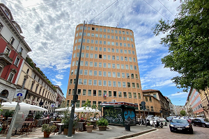 Palazzo di largo Treves aggiudicato per 52,7 milioni