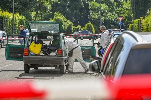 Ucciso a coltellate dalla moglie