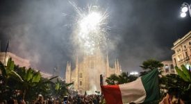 Festa per la vittoria: 15 feriti