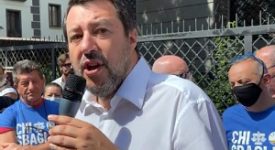Salvini a processo: per i PM milananesi diffamò Rackete Salvini: c'è il nome per Milano